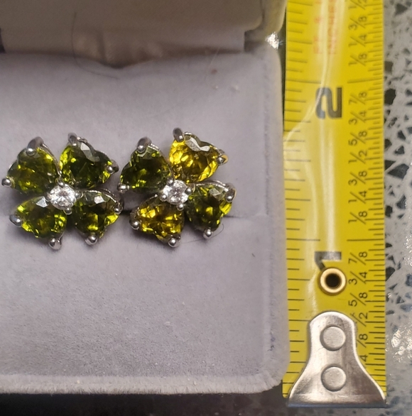 Vintage Peridot & Zircinia Large Gemstone Stud Earrings From Bees London Jewlers - Picture 4 of 4